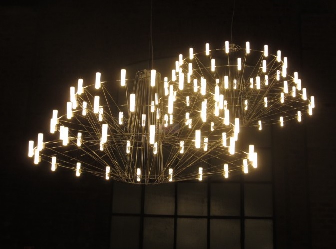 http://www.dezignlover.com/fr/lustre-chandelier-design/1659-chandelier-lustre-led-design-copp%C3%A9lia.html